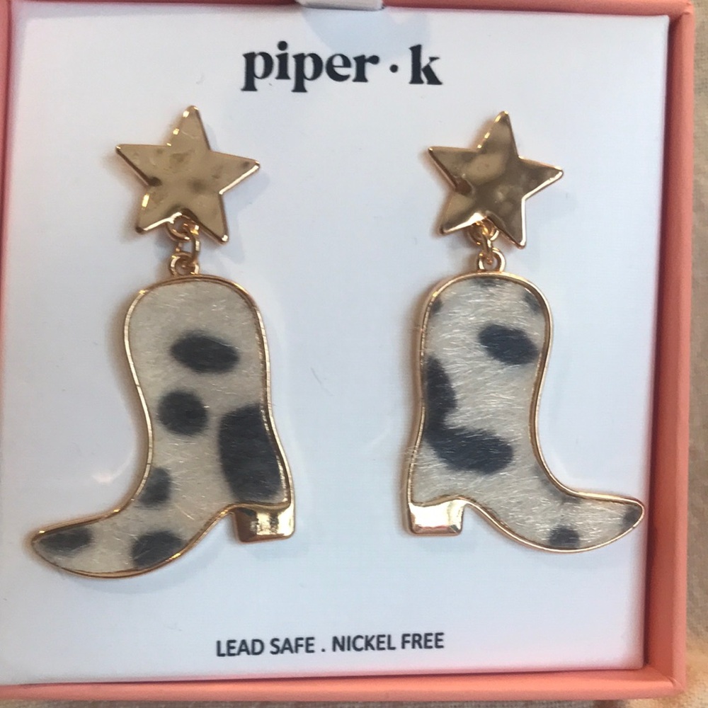 NEW ~ Piper Gold Star and faux fur Boot Earrings